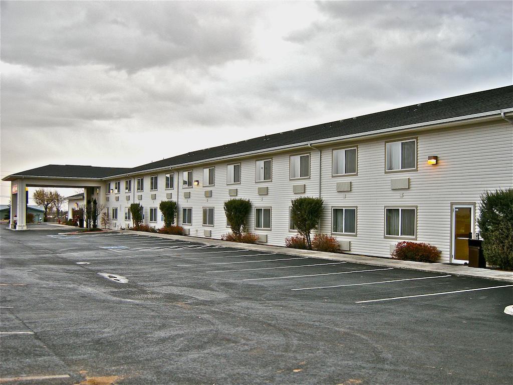Rory & Ryan Inn Hines Exterior foto